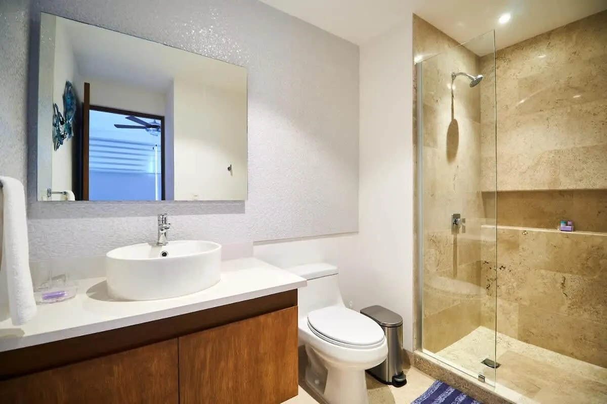 Luxury 2-Story Apt With Jacuzzi Playa del Carmen Apartment